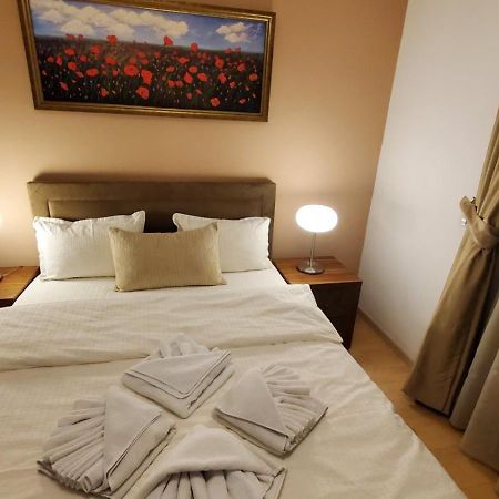 Ferienwohnung Diva Capitol Luxury Skopje Exterior foto